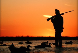 Фото охотник с ружьем